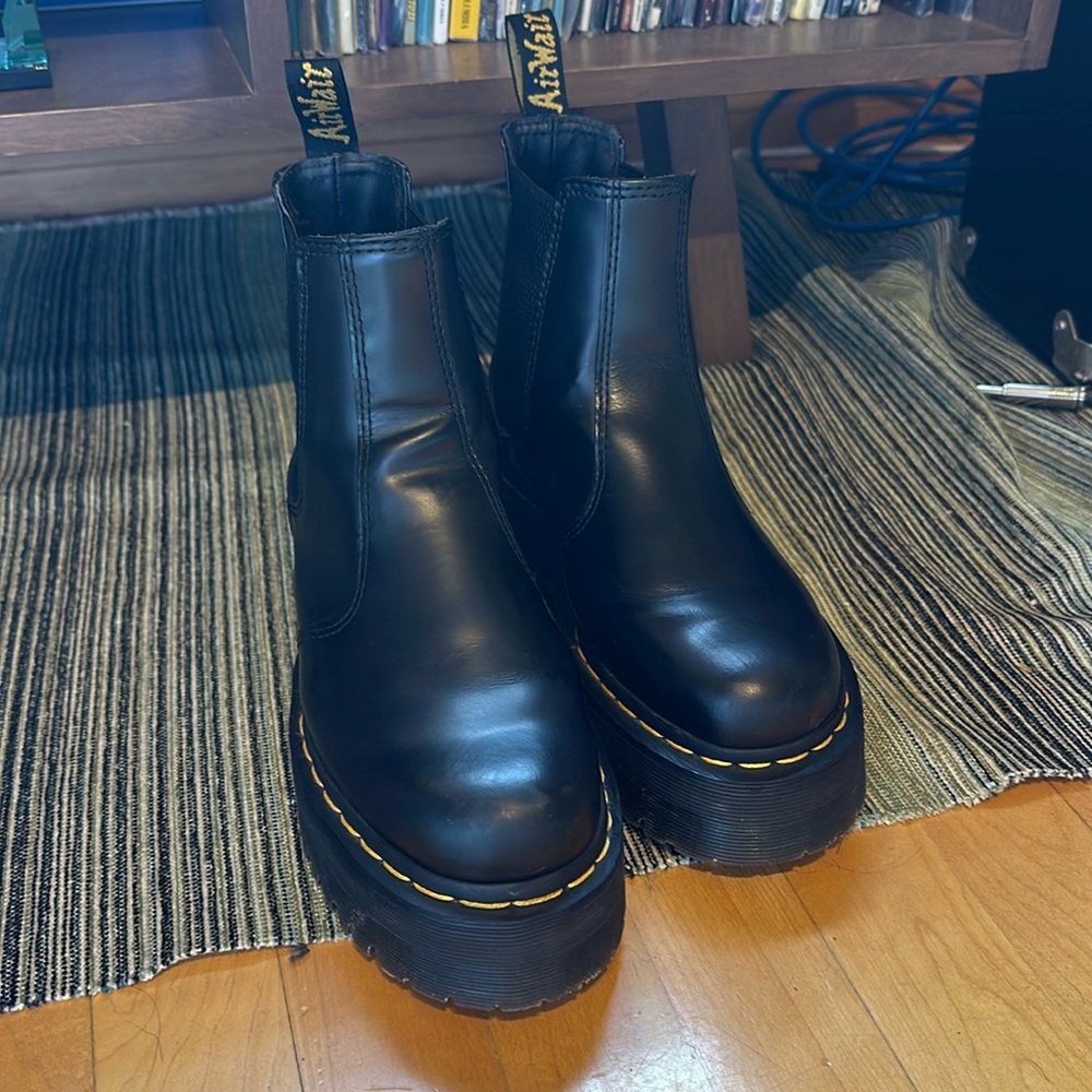 Doc Martens, Platform Chelsea Boots, Size 7 (EU38), Black
